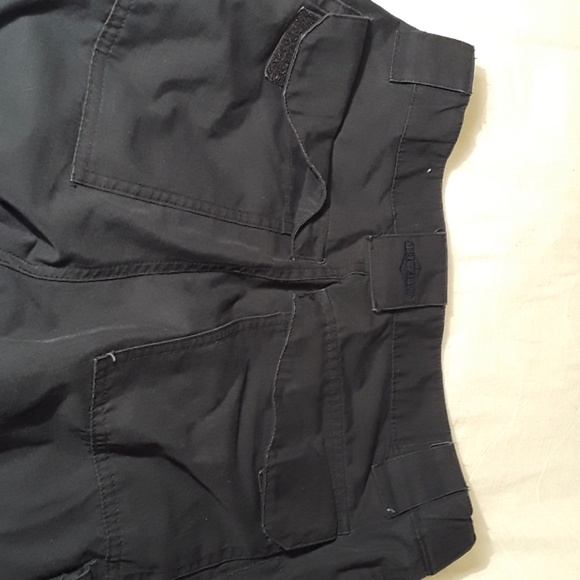 2 pairs of Tru Spec Tactical Pants - Picture 5 of 6